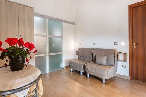 This pleasant holiday accommodation has a nice location, so you can escape the busy, daily life. It is ideal for large groups, because the owner has more facilities available. Make a nice walk in the region or visit one of beautiful, nearby cities. F...