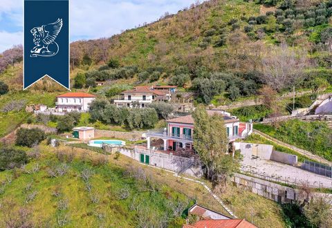 This charming estate a few minutes from the sea is for sale in Castellabate, on the southern point of the gulf of Salerno. Located between Paestum and Velia, Castellabate is one of the most beautiful villages in Italy, protected by UNESCO and a seasi...