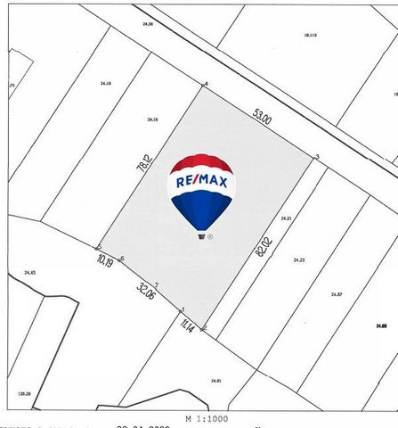 RE/MAX sells UPI for industrial construction in sq. m. Dolni Water, Asenovgrad. The property has an area of 4181 sq.m and with a 53 m face on an paved road. All communications next door, easy connection. TOP offer! For more details and viewings: Said...