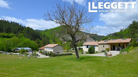 A21187NEB26 - Active tourist accommodation, with a house for the owners. The sale includes furnishings. Halfway between Gap and Montélimar. Located in the countryside with plenty of land. Information about risks to which this property is exposed is a...