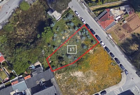 Investment: Land with Potential for Construction of Exclusive Apartments Are you looking for a unique investment opportunity in a plot of land for high-rise construction? This exclusive plot, strategically located in Vermoim, Cidade da Maia, offers y...