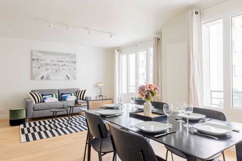 Appartement raffiné de 69m2 avec deux chambres à coucher dans le 16ème arrondissement de Paris