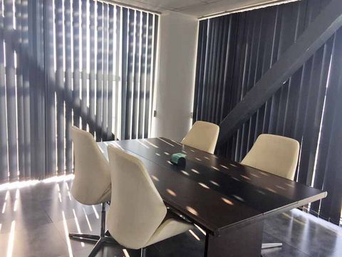 Four office spaces are available for rent on one of the most well known buildings in Larnaca. 14 sq.m for €300 p.m. 24 sq. m for €500 p.m. 32 sq. m for €670 p.m. 39 sq. m for €810 p.m. The prices do not include the communal charges which are 50Euros ...