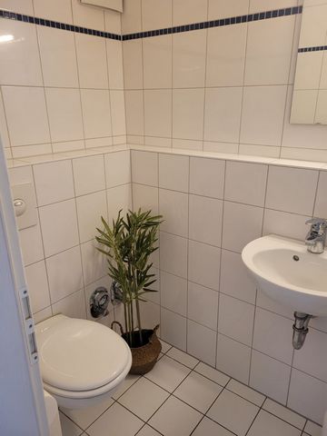 This attractive apartment is ready to move into on 1.1.24. In addition to three inviting rooms, the apartment also has a separate guest WC. The apartment also has a balcony, which is a wonderful place to relax from everyday life. The property also ha...