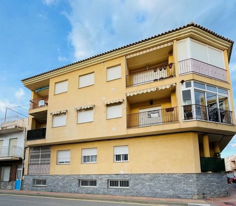 This spacious corner appartment with its fantastic panoramic sea views has a total living area of 80 m2 in Los Alcazares This appartment is situated on the 2nd floor and consists of entrance hall livingdining room with access to the terrace separate ...
