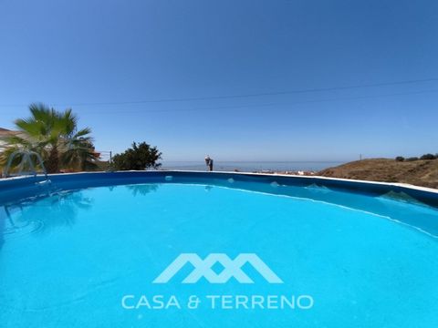 Open southwest views overlooking the coast of the Mediterranean Sea. Only an eight minute walk to the beach, shops and the port. There s a paved access to the house and you have absolute peace and quiet. On the property you can find a plot with a chi...