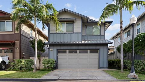 Aloooooooooha! You’ve found it! Perfectly placed in Parkside by Ewa Gentry, this 2 story home welcomes you to spaciousness, privacy, and endless potential! Whether you’re planning a quiet night in, or hosting a gathering to celebrate, the expansive l...