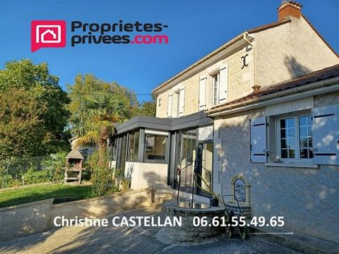 Christine CASTELLAN offers you a stone house with 3 bedrooms and a veranda on a plot of about 750 m² in SAINT-MICHEL (16470). This renovated house is only 10 minutes from the Angoulême LGV train station and 5 minutes from the Girac University Hospita...