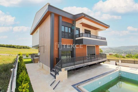 Triplex Villa with Detached Pool and lift in Yalova Kadıköy The triplex villa is located in Yalova, Kadıköy. Yalova is a city suitable for 12-month living with its unique location close to the metropolises, its environment intertwined with nature, an...