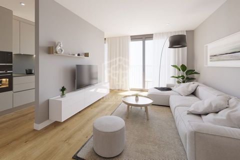 New construction apartments for sale in Barcelona in the Horta Guinardó zone, within walking distance to Guinardó Park, the Maragall metro station. The area has many schools, public transport connections, easy access from the Ronda de Dalt. The way t...