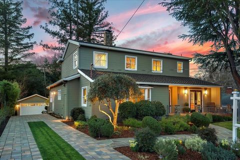 Price reduced! Exquisitely remodeled home located in Glen Ridge, downtown Los Gatos. Modern interior. Formal living room with gas/wood burning fireplace, bay window, & high ceilings. Gourmet chef's kitchen w/ cherry cabinets, slab granite counters, g...