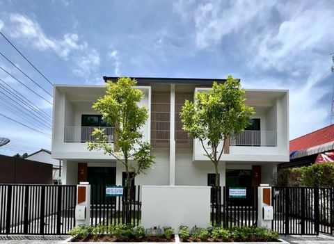 Cozy Two-Storey House in Thalang Area Introducing this charming two-storey house with recent renovations in the Thalang area. 🛌 3 bedrooms 🛁 3 bathrooms 🏪 Balcony 🅿️ 1 parking space 📐 House area: 110 m2 💵 Selling price: 4,290,000 THB 📌 Location: Thal...