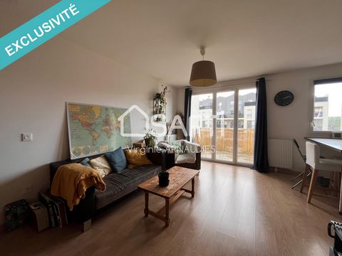 HERBLAY-SUR-SEINE, dans résidence BBC de 2014, appartement de type F3 en duplex de 61,70 m2, situé au 2ème étage avec ascenseur, comprenant : une entrée, une salle d’eau avec WC, une cuisine aménagée et équipée ouverte sur séjour avec accès balcon de...