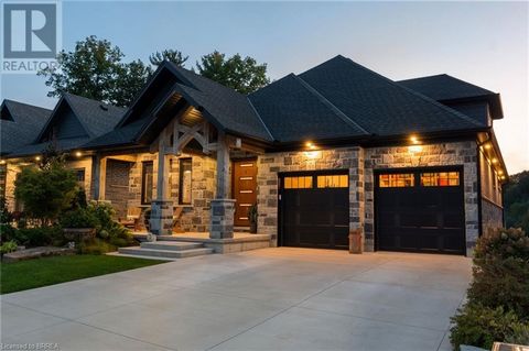 Experience luxurious living, in this first time offered stunning Custom built 2 storey home, 55 Beechnut Ln showcases 3,503 total sq ft, This home is a masterpiece of design and craftsmanship, built with brick, stone and featuring timber accents, 18â...