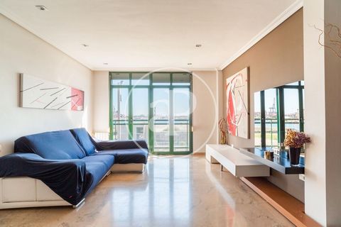 PISO CON VISTAS AL MAR EN PINEDO Wohnung von 143 m2 mit Ausblicke Im Großraum von Pinedo. Die Immobilie hat 3 Zimmer, 2 Bäder, Klimaanlage, Einbauschränke, Waschküche, Balkon und Heizung. Ref. VV2410011 Features: - Air Conditioning - Lift - Balcony