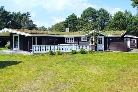 This large holiday home is close to a child-friendly beach at Skødshoved. The house is complete outside as well as inside and there are both covered and open terraces. The kitchen is in open connection with the living room and here is a good setting ...