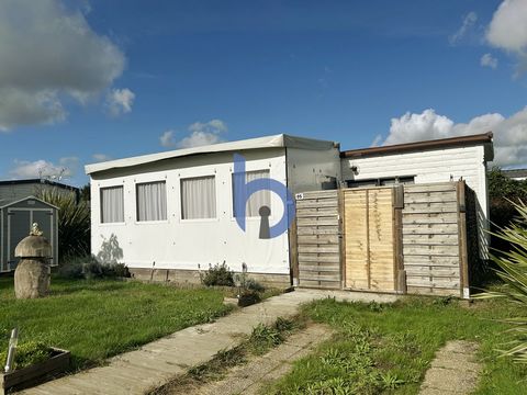 A Maché dans une belle commune calme et joyeuse de Vendée se trouve un camping 3* proche toutes commodités et école primaire, collège et lycée aux alentours. Ce beau mobil-home vous est proposé à la vente, constitué de 2 pièces avec une chambre et un...