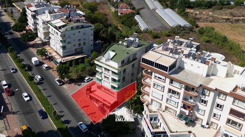 Ein Gewerbegebiet mit einer geschlossenen Fläche von 450 Quadratmetern in einer belebten Straße in Antalya-Muratpaşa, Bezirk Şirinyalı Dieser Arbeitsplatz bietet aufgrund seiner erstklassigen zentralen Lage, des geräumigen Innenraums und einer markan...