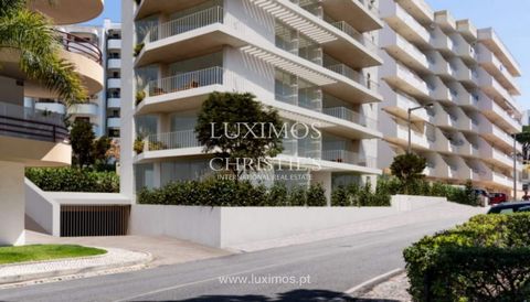 Centrally located apartment for sale in Vilamoura , Algarve . Built with superior materials and a contemporary style . The property features three bedrooms, one of which is en suite , as well as a spacious living room , dining area , and balcony. The...