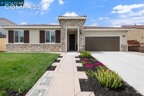 Stunning, just like new, single-story 4bed 2bath home built in 2020 w/no HOA fees. Over $100,000 in high-end upgrades & modern features that provide both comfort & style. Situated on a large professionally landscaped lot offering ample space & privac...