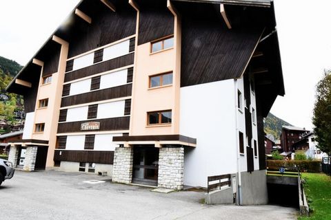 Residenz im Zentrum von Morzine und in der Nähe der Pisten und des ESF. Sehr schöne Aussicht auf den Pleney. Sehr schönes Studio im 3. Stock (kein Aufzug) einer Residenz im Zentrum von Morzine, mit einer Fläche von 34 m² (Südostausrichtung), es umfas...