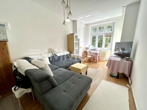 Aantrekkelijke investering of uw persoonlijk woongeluk? Dan hebben wij hier het juiste woongeluk voor jou! U zult meteen verliefd worden op dit droomappartement dicht bij het stadscentrum. Dit prachtige appartement op de 1e verdieping van een charman...