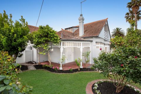 Quietly set behind a high walled garden on the corner of Grove Road, this classic solid brick Edwardian residence’s impeccably presented and impressively proportioned dimensions deliver immediate family appeal in a highly sought after location. The g...