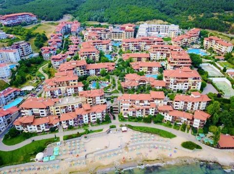 Appartement avec vue sur la mer et la piscine avec 2 chambres, 2 salles de bains et son propre parking à Garden of Eden, Sveti Vlas IBG Real Estates est heureux de vous proposer cet appartement de 2 chambres entièrement meublé, situé au 2ème étage du...