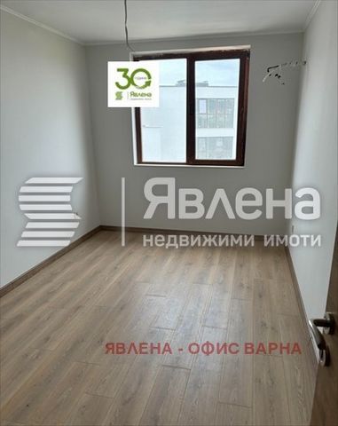 One-bedroom apartment, located in a new, brick building, with an elevator. The building was put into operation in 2024. The apartment has an area of 67 sq.m. and is located on the ground floor of a total of five, in a gated building. It is a spacious...