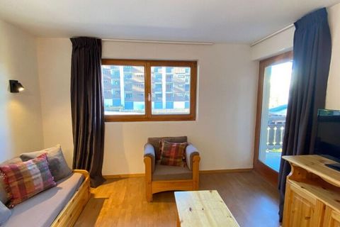 Welkom in een gezellig 3-sterrenappartement in het charmante resort Nendaz, Zwitserland, in het hart van het beroemde skigebied 4 Vallées. Dit comfortabele appartement van 40 m² is perfect voor gezinnen of groepen tot 6 personen die op zoek zijn naar...