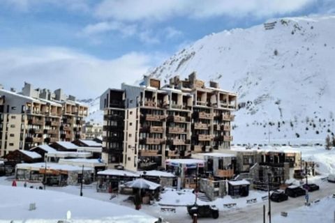 Dieses gemütliche, 20 m² große Studio liegt im Herzen von Val Claret, nur 50 Meter von der Schneefront entfernt und bietet einfachen Zugang zu den Skipisten. Das Apartment liegt im 6. Stock eines Gebäudes mit Aufzug und verfügt über einen Nordbalkon ...