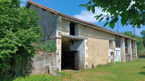 Grange en pierre à rénover 180m² sur terrain1040m²