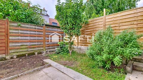 Maison de ville de 101m² avec 4 chambres, un extérieur couvert et un jardinet de 27m² bien exposé