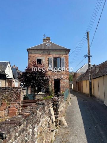 Maison en briques à restaurer
