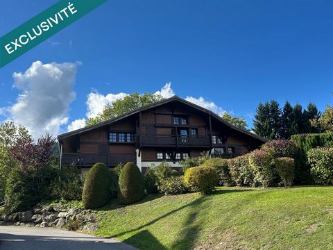 Duplex avec balcon/terrasse, mobilier de qualité en bois réalisé par un menuisier
