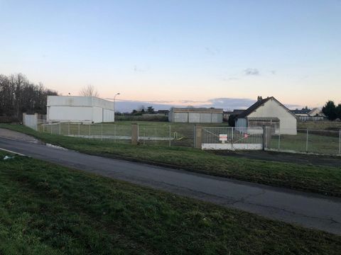 Très beau terrain constructible, rare, usage industriel et commercial