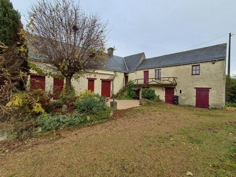 BELLE MAISON DE CAMPAGNE AVEC DEUX ETANGS SUR PARCELLE DE 88000M2 ENTRE MAYET ET ECOMMOY