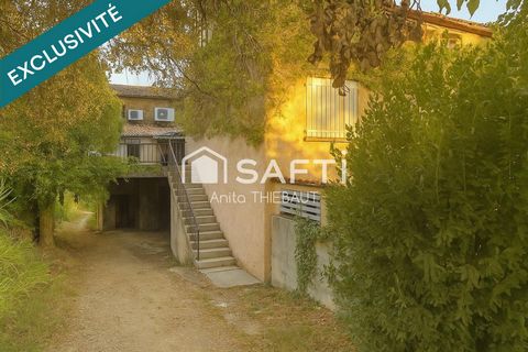 Au calme, Haut de villa à rénover avec terrain de 1200 m² et piscine