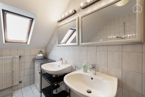 Our house is located in the velvet and silk city of Krefeld with very good transport connections. By car you can reach the airport or the fairground Düsseldorf in about 15 - 20 minutes. Our loft is approx. 95 m² large and has 3 rooms, a complete kitc...
