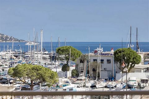 Summary Fabulous apartment with a lovely sea view in a high standing residence with concierge, ideally located a few steps from the marina, restaurants and one of the most beautiful beaches of the Riviera. With a living area of 100 sqm, tastefully re...