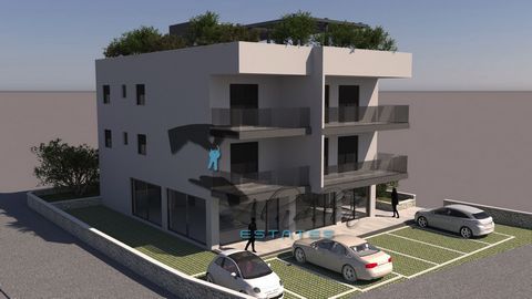 Residential-commercial building under construction in Okrug Gornji on the island of Čiovo, with two commercial spaces on the ground floor and four apartments on upper two floors, with 60-83 square meters of net living area. Apartments are available o...