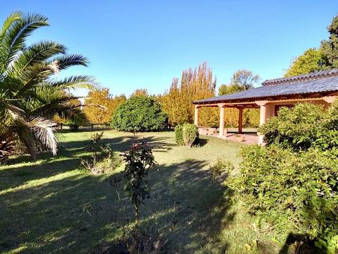 Meticulously designed and maintained 15 hectare farm with asphalt road frontage, 5 km from Rta 143 and also the town of General Alvear. The house, galpon, and entire farm were built up by the owners’ hands over the past 14 years. Olga and Hugo are a ...