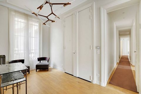 Our apartment is located on Avenue Messine, a prestigious street in the 8th arrondissement of Paris. This district is renowned for its chic and upscale character, housing numerous luxury shops, elegant hotels, and high-end residences. The apartment, ...