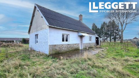 A26816RBR14 - This house has a distinctive grand fireplace, a central feature of the kitchen, which indicates the original stones were laid in the 16th or 17th Century. Look no further for a little project with great potential. It is situated on the ...