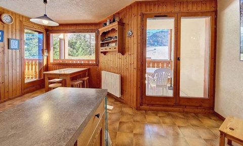 A charming two bedroomed second floor apartment in the calm and quiet area of Petit Chatel. The 45m2 apartment consists of an entrance hallway, living room with with kitchenette area and access to the South-East facing balcony, 2 bedrooms (one with a...