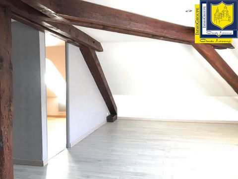 T2 cozy for sale on the 3rd and last floor of a small condominium near downtown Hérimoncourt Assets: Low charges, Near Switzerland, Quiet condominium, Unobstructed view, bright, Cocooning size, Its Character with its exposed beams, Little Work. Perfe...
