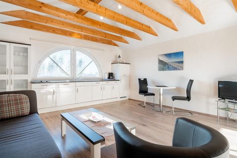 The exceptionally designed apartment, characterized by its large arched window, offers an impressive panoramic view and thus promises a captivating experience for the senses. The apartment's cozy bedroom welcomes guests with a comfortable 160x200cm b...