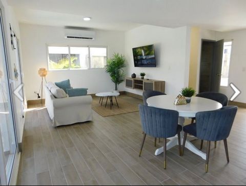 Villa Las Quintas 31 in Metro Country Club offers a blend of luxury and comfort within the gated, lush community of Juan Dolio. This villa is ideal for those who appreciate both privacy and convenience, with a spacious interior layout that includes a...