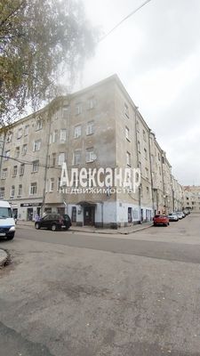 1700939 Продается 2-комнатная квартира в финском доме. Основные характеристики: - Квартира общей площадью 76,8 кв.м, состоит из двух изолированных комнат правильной формы: 25,6 кв.м и 19,7 кв.м; - В комнате большей площади окно-эркер, которое визуаль...