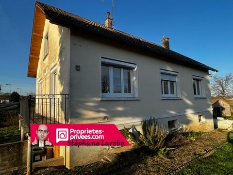 Stéphane LAROBE vous propose à 20 kms d'AVERMES cette maison de 125 m2 très lumineuse avec de beaux volumes sur un terrain de 890 m2. Celle-ci comprend une cuisine, une belle pièce à vivre avec un poêle à granulés, 4 chambres, deux salles d'eau, et d...